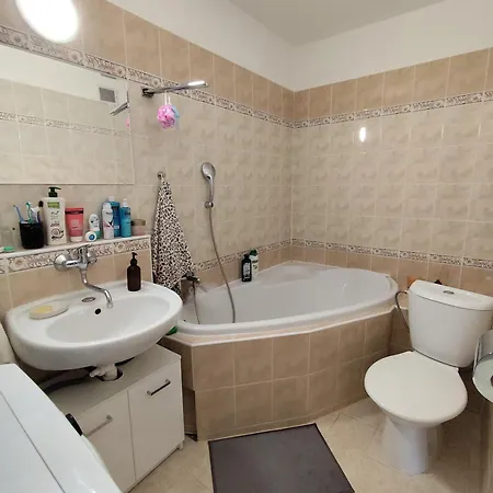 Cozy With A View Apartamento Bratislava